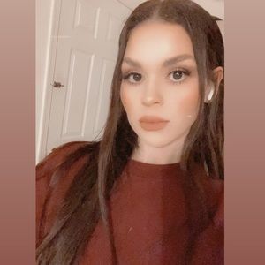 Meet your Posher, Allison